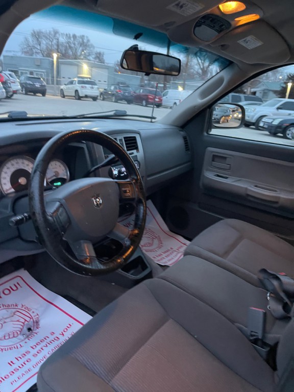 2006 Dodge Dakota Image 8