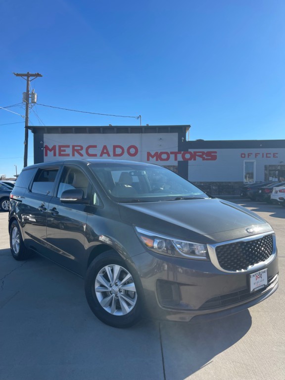 2017 Kia Sedona Image 1