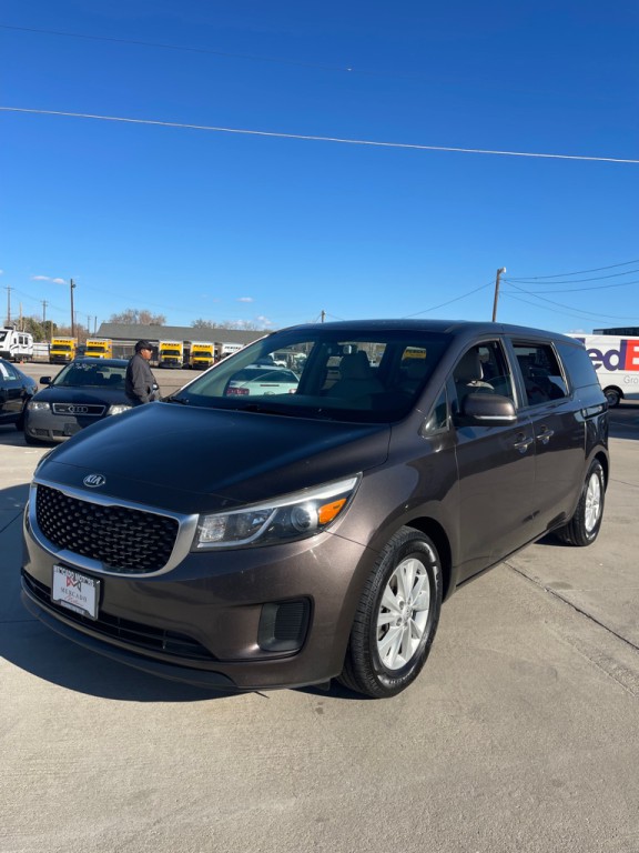 2017 Kia Sedona Image 6