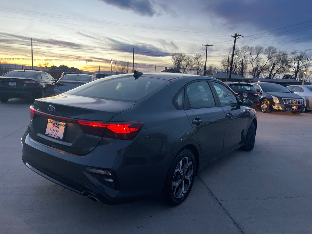 2021 Kia Forte Image 3