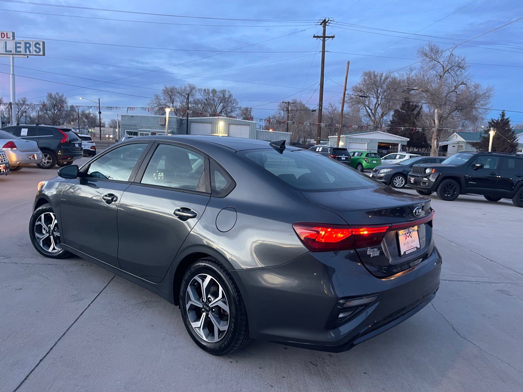 2021 Kia Forte Image 5