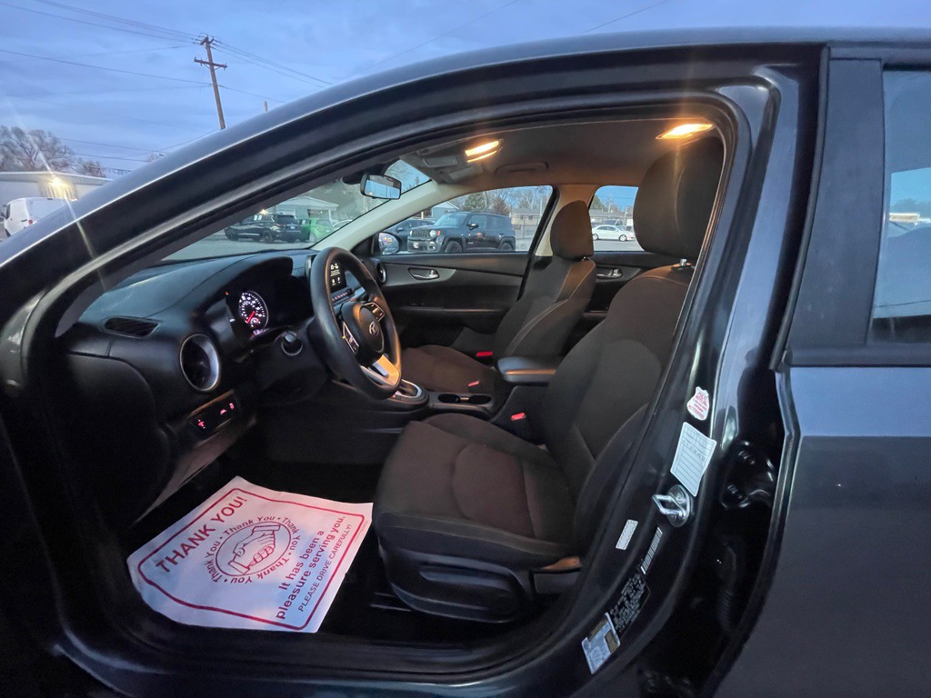 2021 Kia Forte Image 8