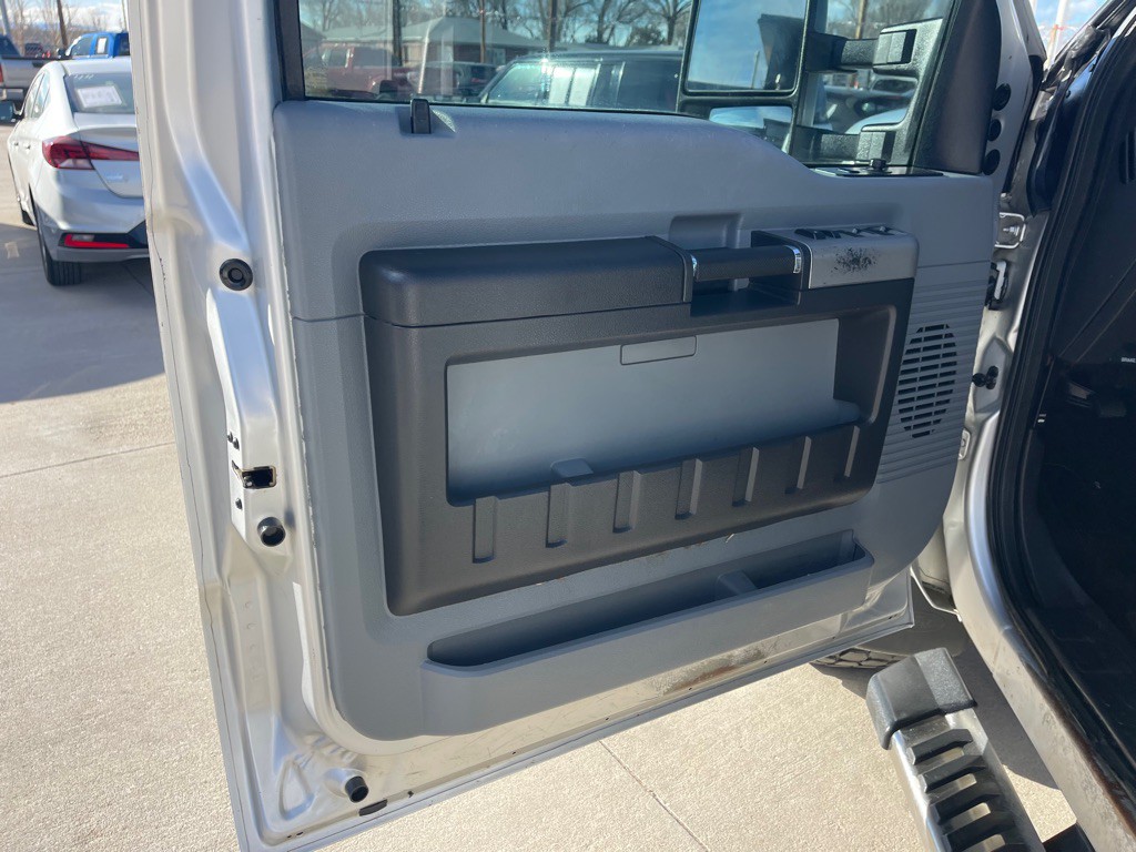 2015 Ford F-250 Image 10