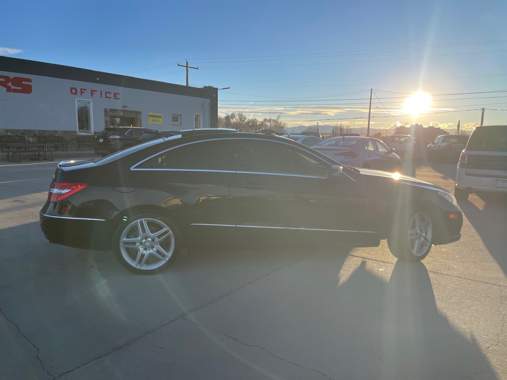 2013 Mercedes-Benz E-Class Image 2