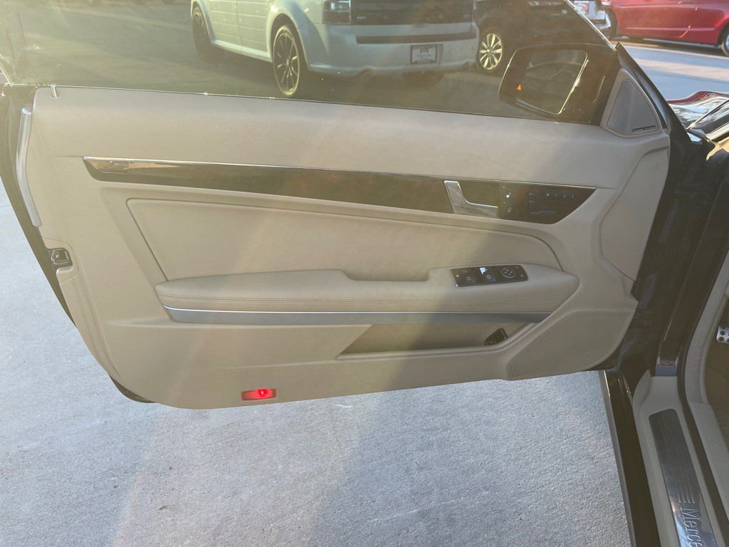 2013 Mercedes-Benz E-Class Image 12