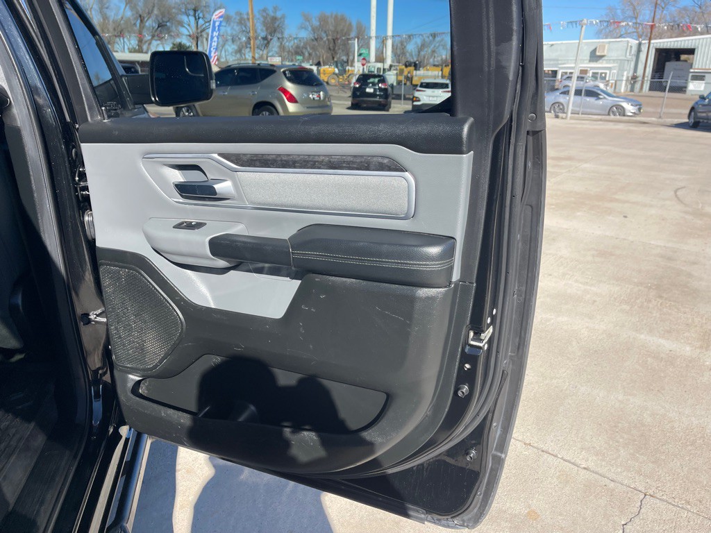 2021 RAM 1500 Image 15