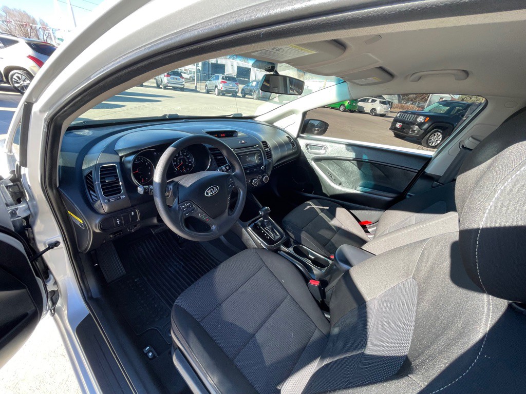 2018 Kia Forte Image 9