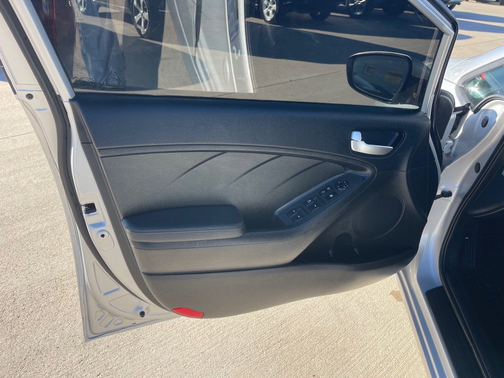 2018 Kia Forte Image 10