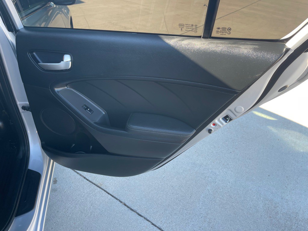 2018 Kia Forte Image 14