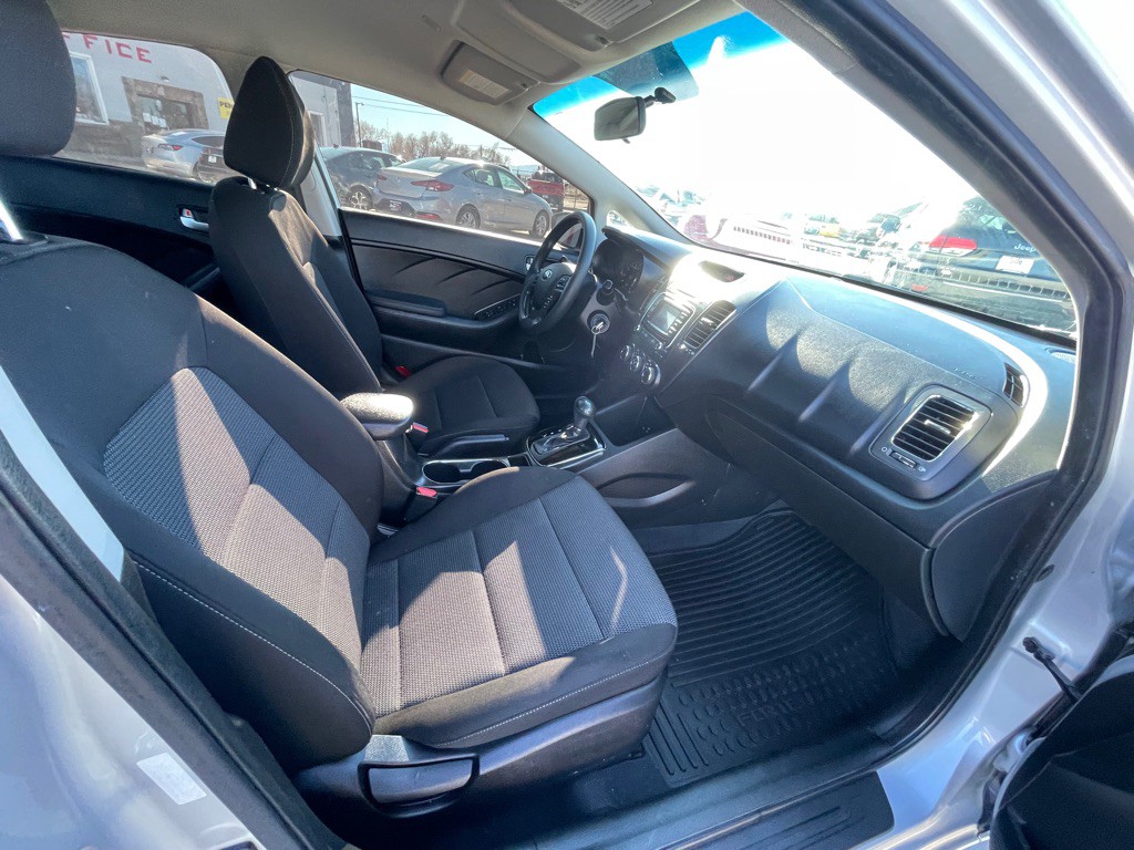 2018 Kia Forte Image 15