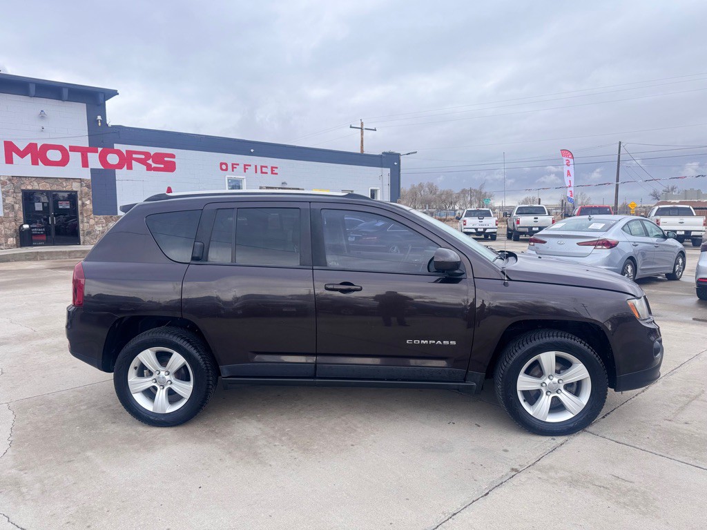 2014 Jeep Compass Image 2