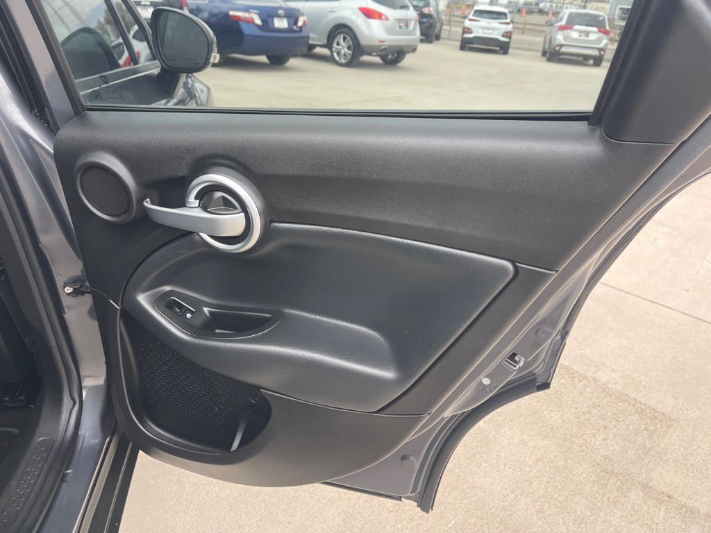 2018 FIAT 500 Image 15