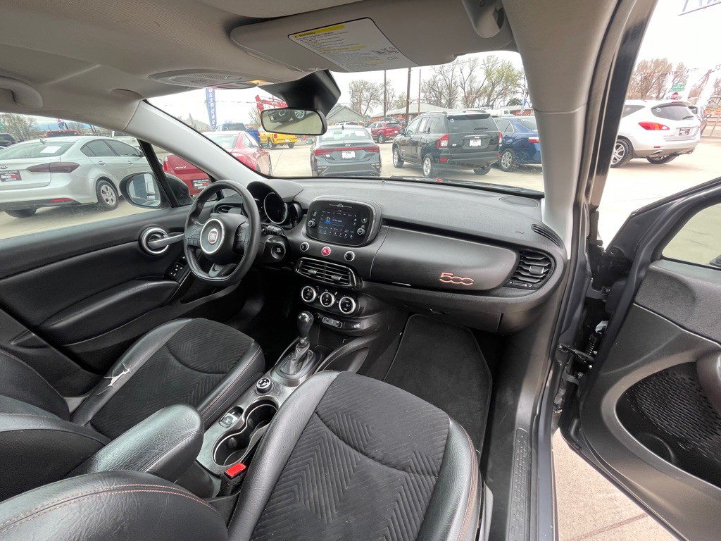 2018 FIAT 500 Image 17