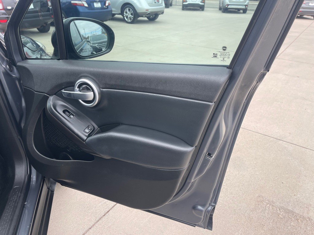 2018 FIAT 500 Image 18