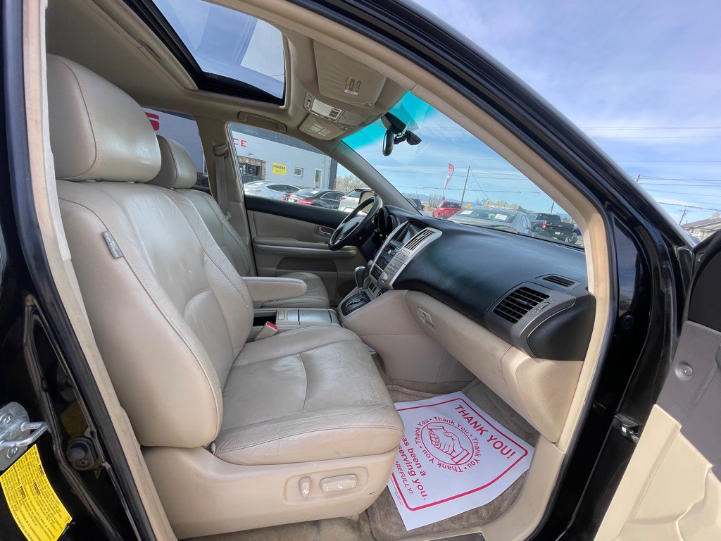2006 Lexus RX Image 16
