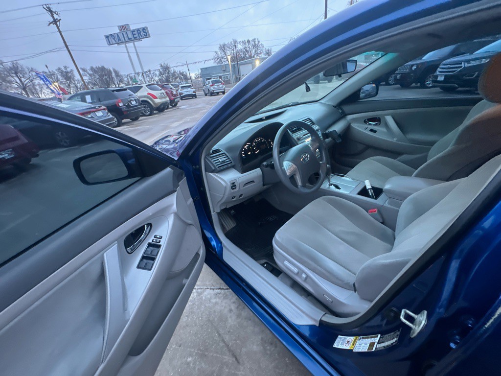 2009 Toyota Camry Image 7