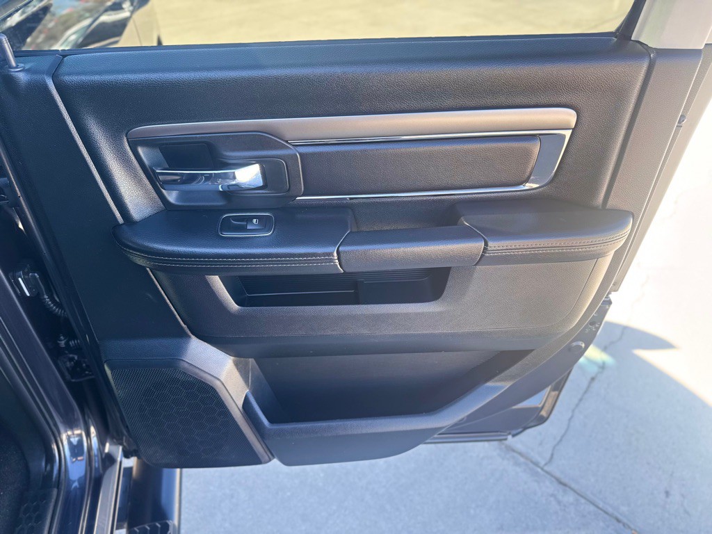 2017 RAM 1500 Image 14