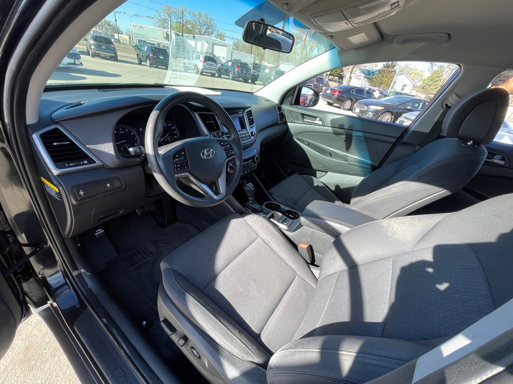 2017 Hyundai Tucson Image 9