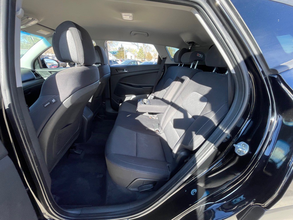 2017 Hyundai Tucson Image 12