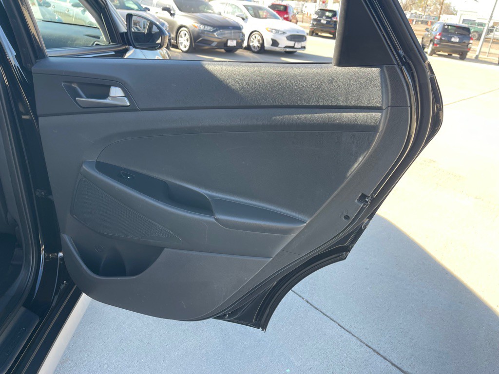 2017 Hyundai Tucson Image 16