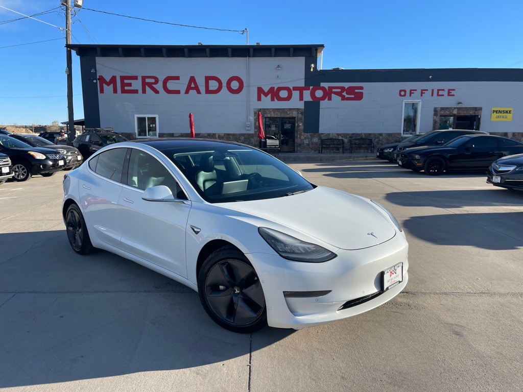 2018 Tesla Model 3 Image 1