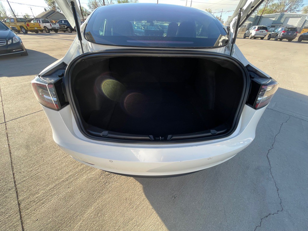 2018 Tesla Model 3 Image 14
