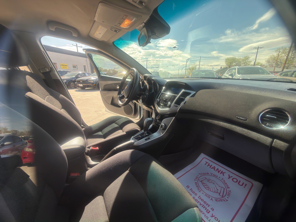 2016 Chevrolet Cruze Image 11