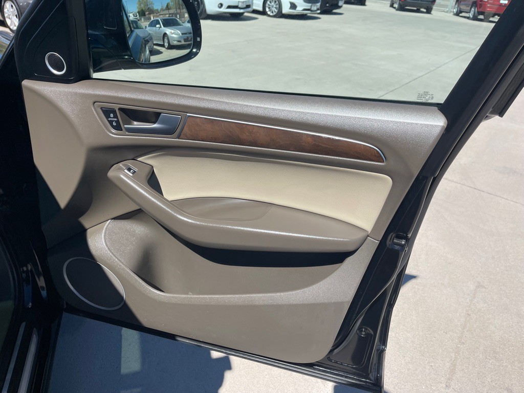 2015 Audi Q5 Image 18