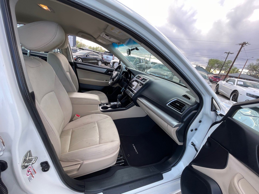 2016 Subaru Legacy Image 15