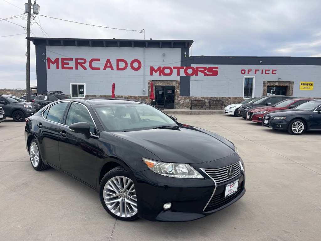 2014 Lexus ES Image 1