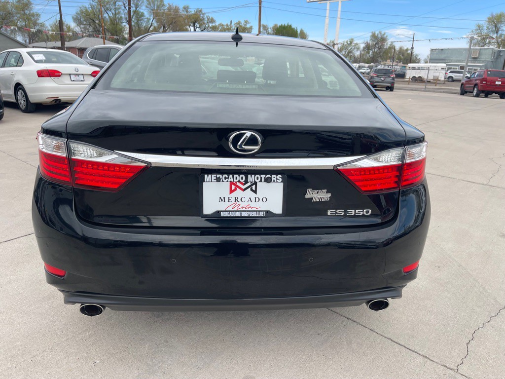 2014 Lexus ES Image 4