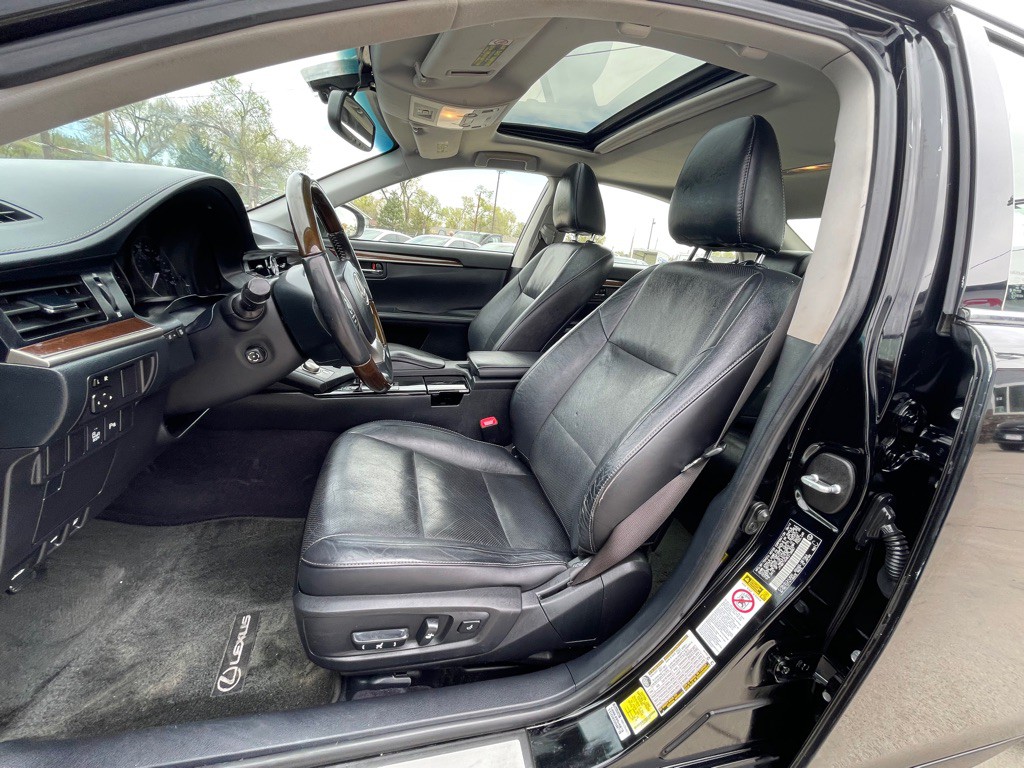 2014 Lexus ES Image 8