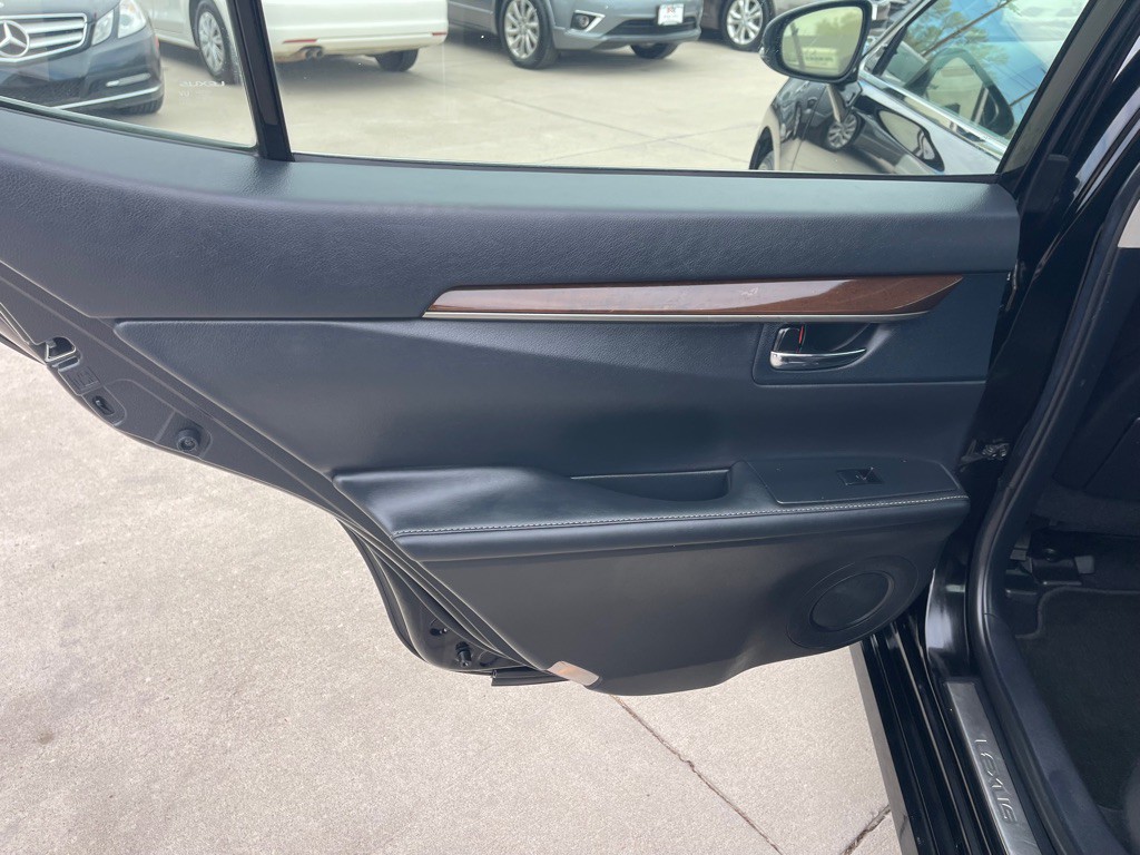 2014 Lexus ES Image 12