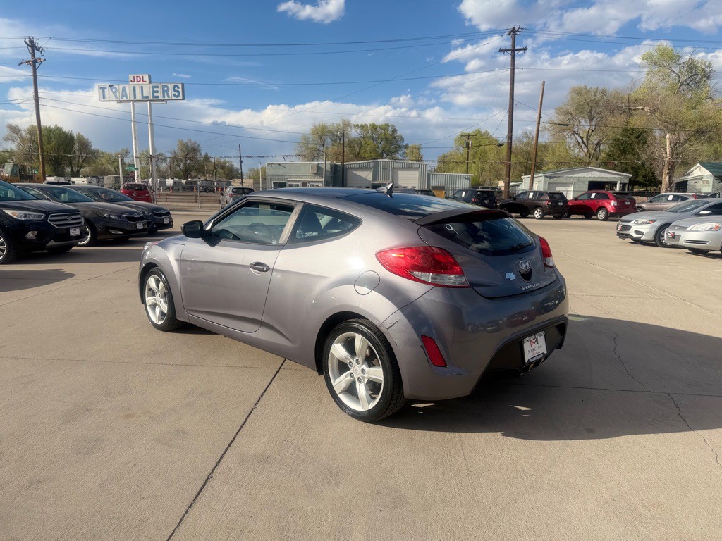 2012 Hyundai Veloster Image 5