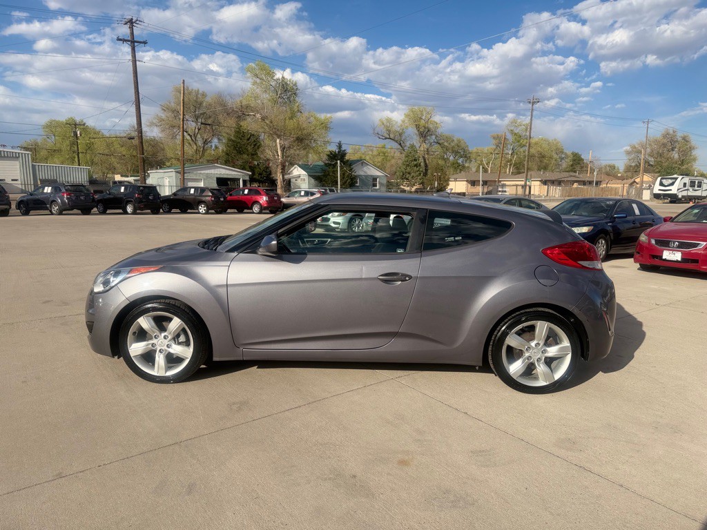 2012 Hyundai Veloster Image 6