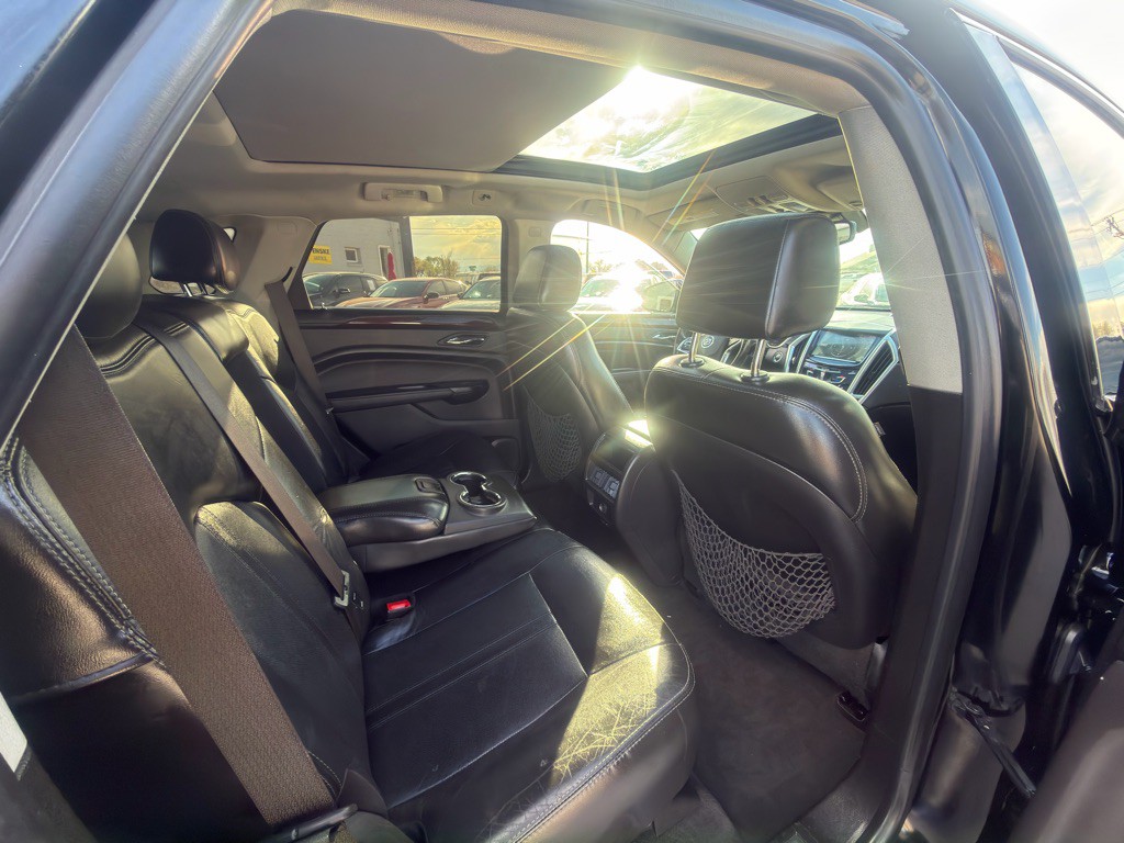 2016 Cadillac SRX Image 12