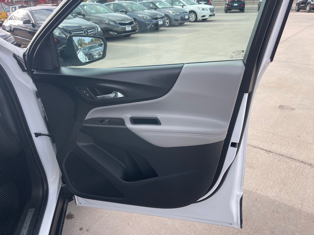 2020 Chevrolet Equinox Image 18