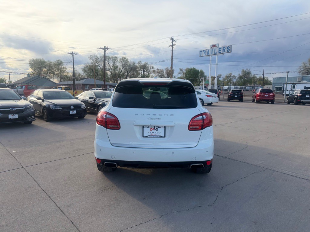 2014 Porsche Cayenne Image 4