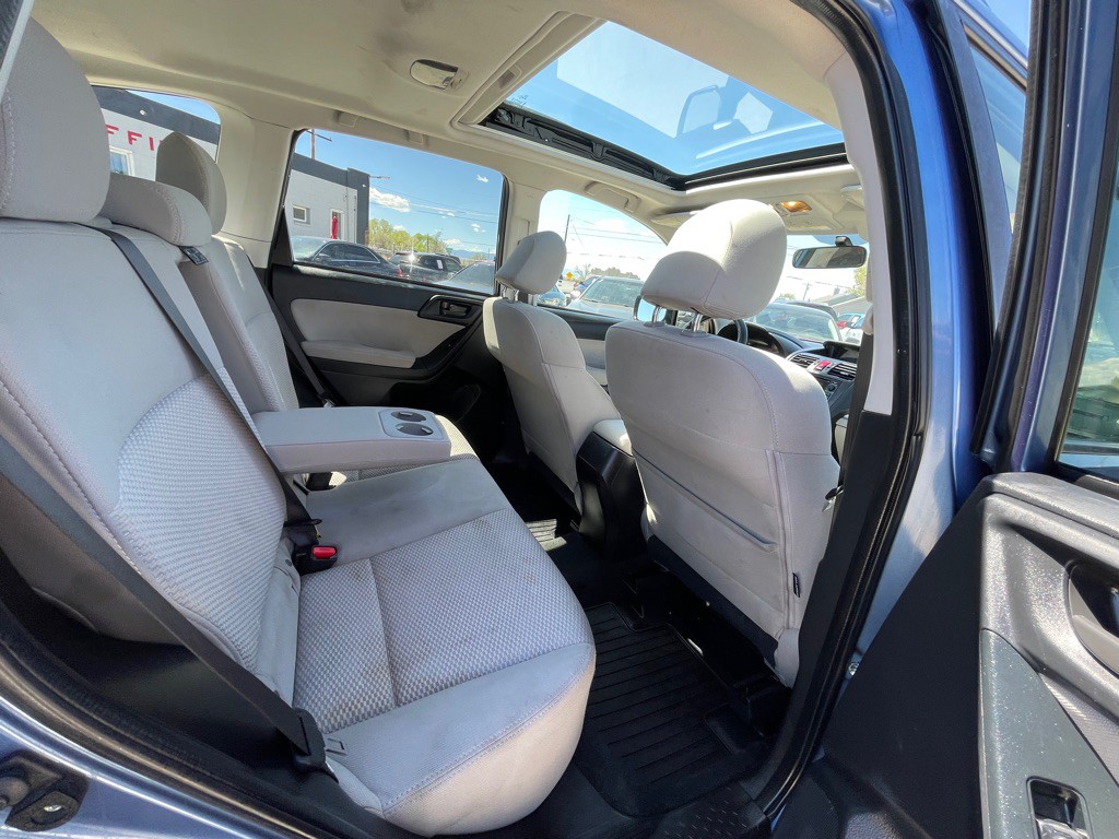 2015 Subaru Forester Image 14