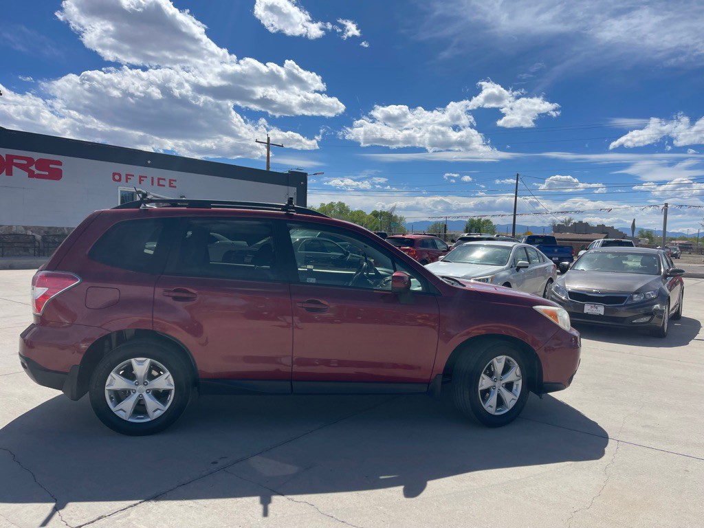 2015 Subaru Forester Image 2
