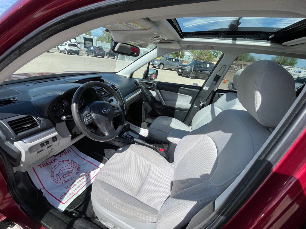2015 Subaru Forester Image 9