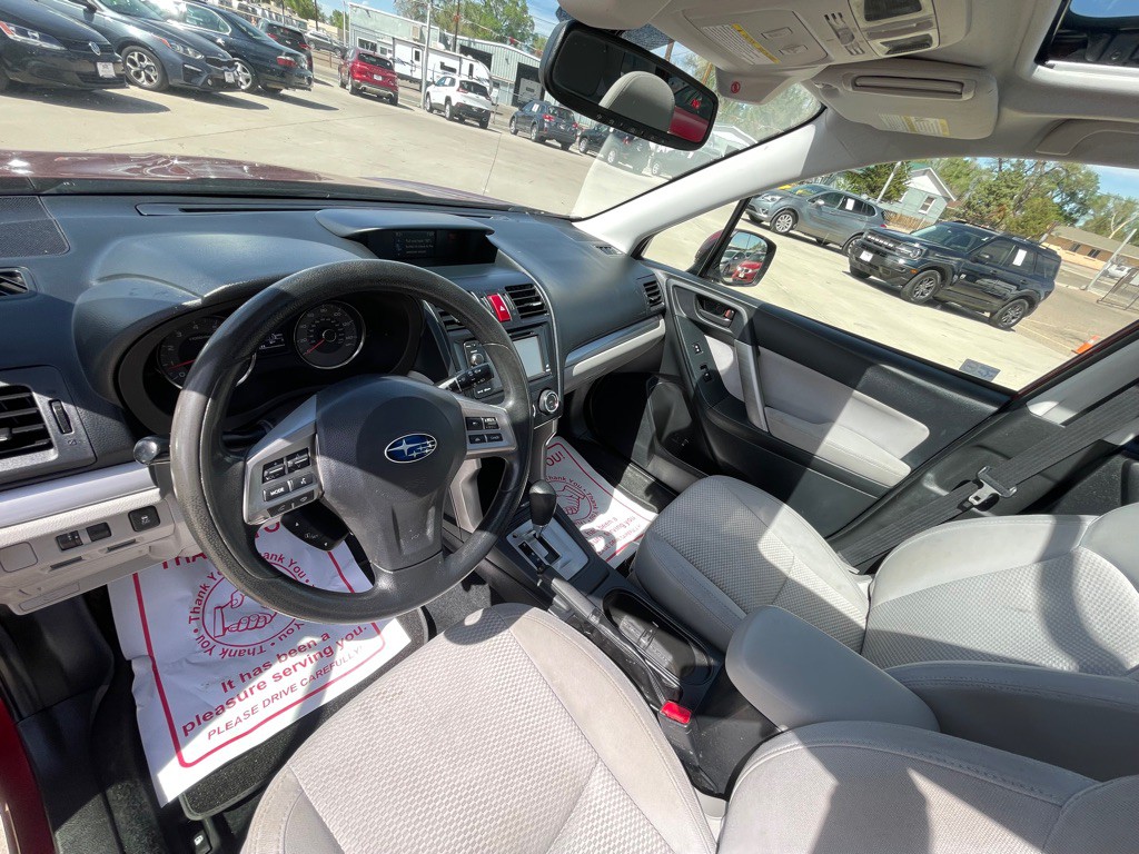2015 Subaru Forester Image 10