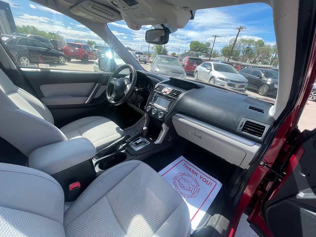 2015 Subaru Forester Image 18