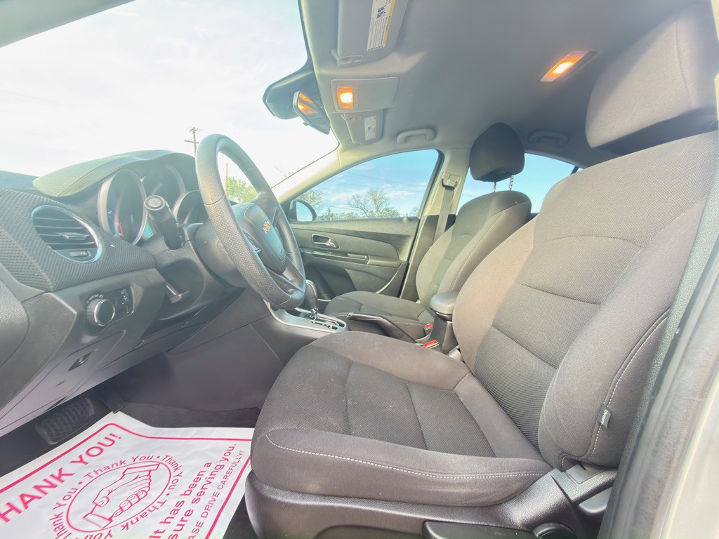 2014 Chevrolet Cruze Image 10