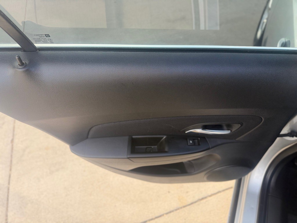 2014 Chevrolet Cruze Image 13