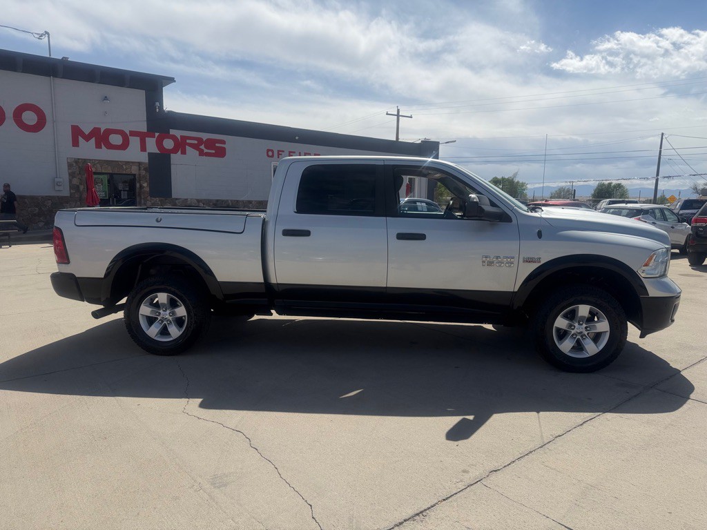 2014 RAM 1500 Image 2