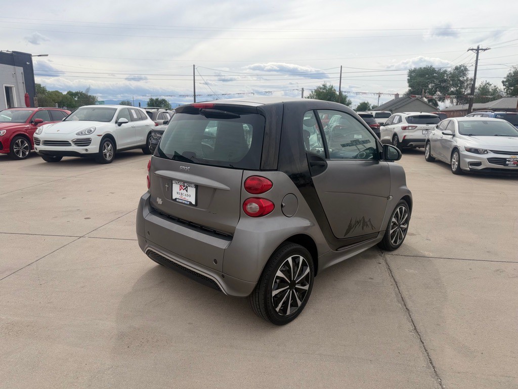 2013 smart fortwo Image 3
