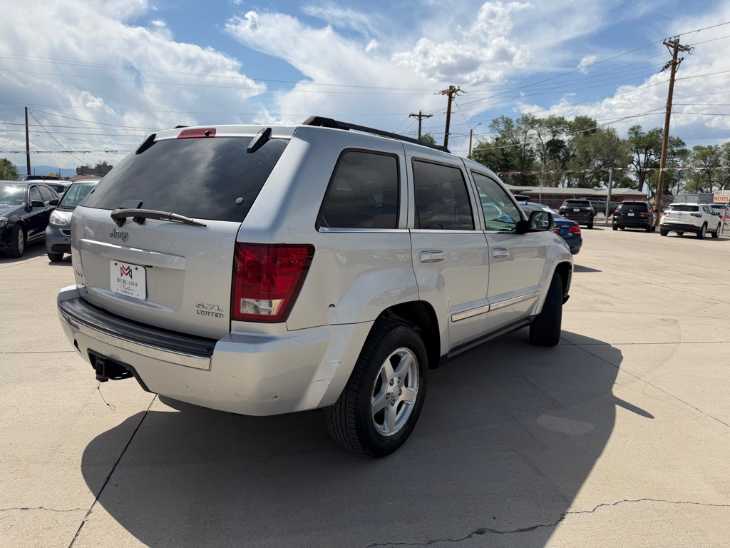 2005 Jeep Grand Cherokee Image 3