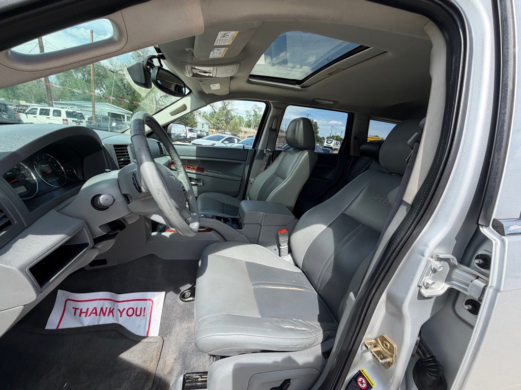 2005 Jeep Grand Cherokee Image 8
