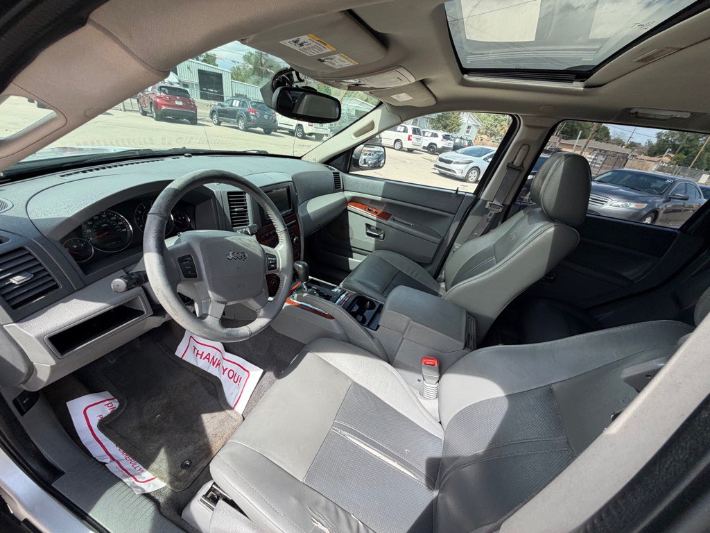 2005 Jeep Grand Cherokee Image 9